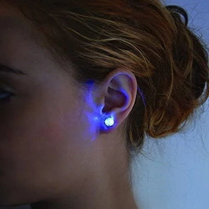 Elegantes pendientes con corona luminosa LED (50 % de descuento)